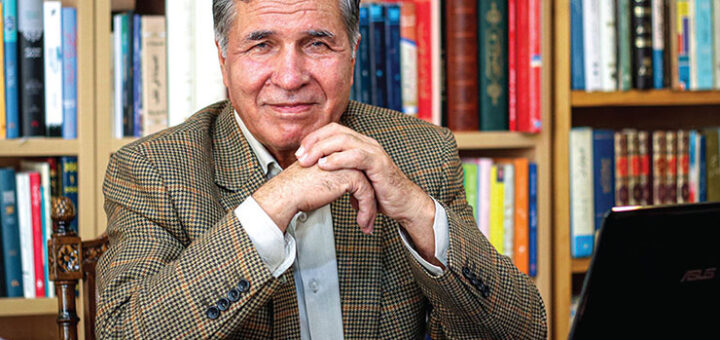 محمد جعفر یاحقی