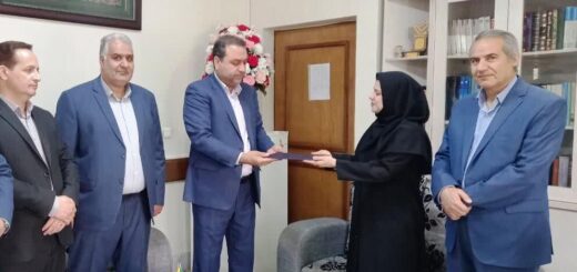 معاون فرماندار یک خانم است