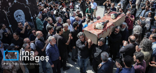 تشیع پیکر احمد پژمان
