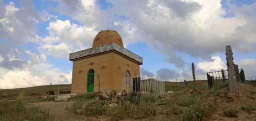 قبرستان چوبی در خراسان شمالی