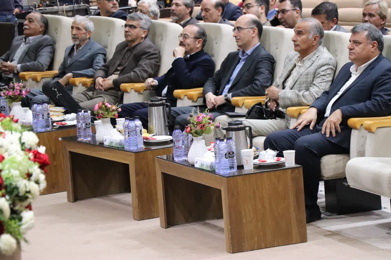 کیوان ساکت 