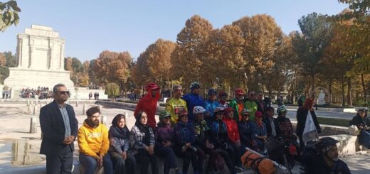 دوچرخه سوار در فردوسی